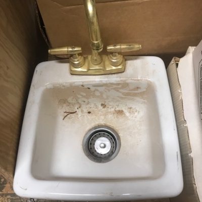 Acrylic square bar sink 14" w/brass faucet